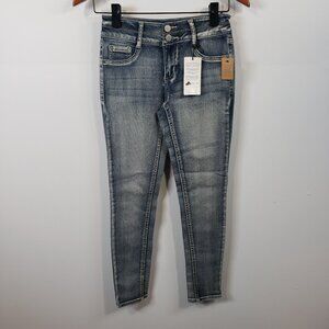New ~ MUDD  Skinny Jegging Jeans Girl's Size 12 Mid Rise Distressed Cute  / B45